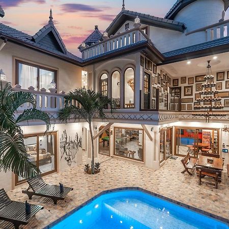 Potterland Luxury Pool Villa Pattaya Walking Street 6 Bedrooms Екстериор снимка