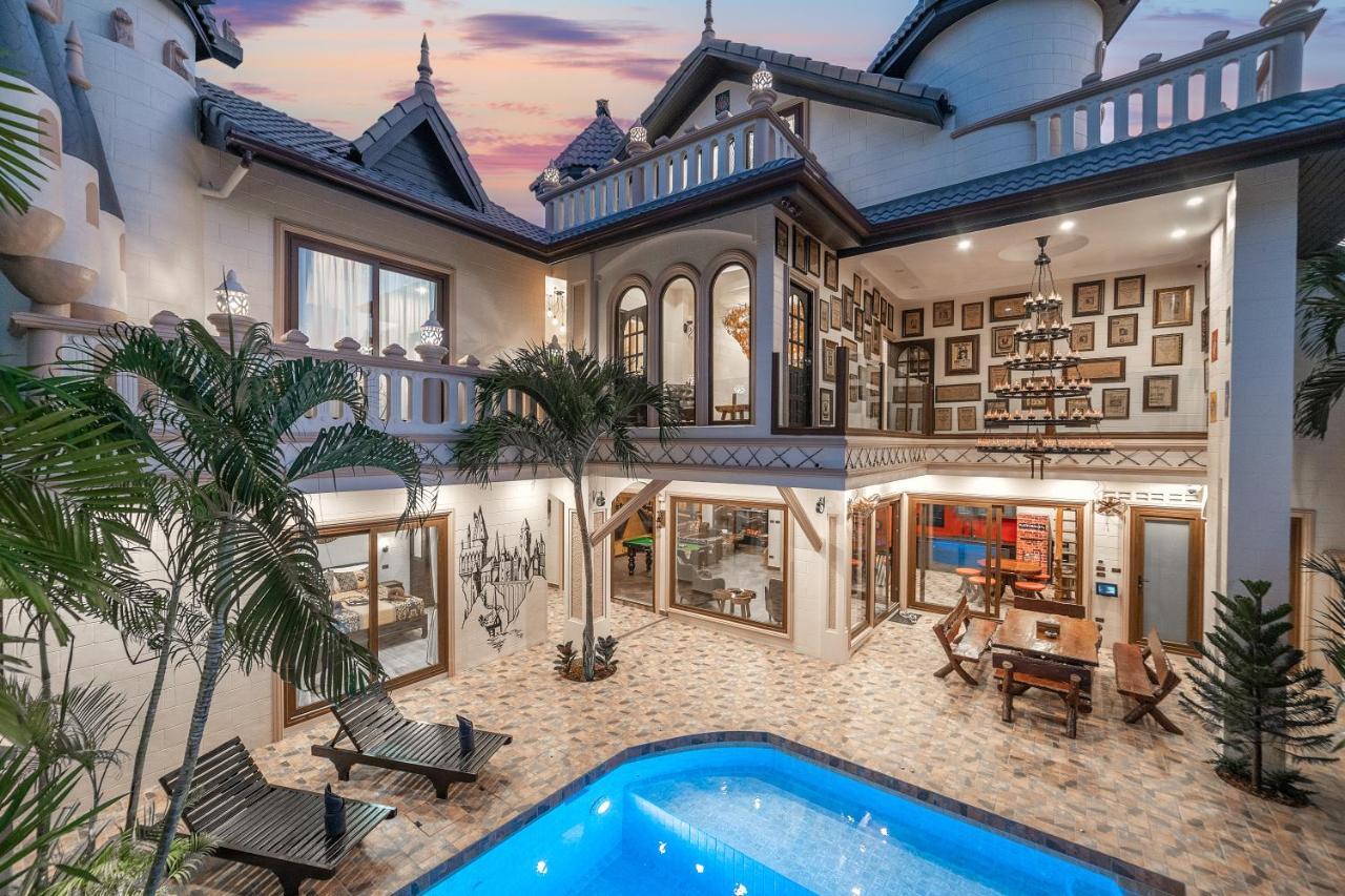 Potterland Luxury Pool Villa Pattaya Walking Street 6 Bedrooms Екстериор снимка