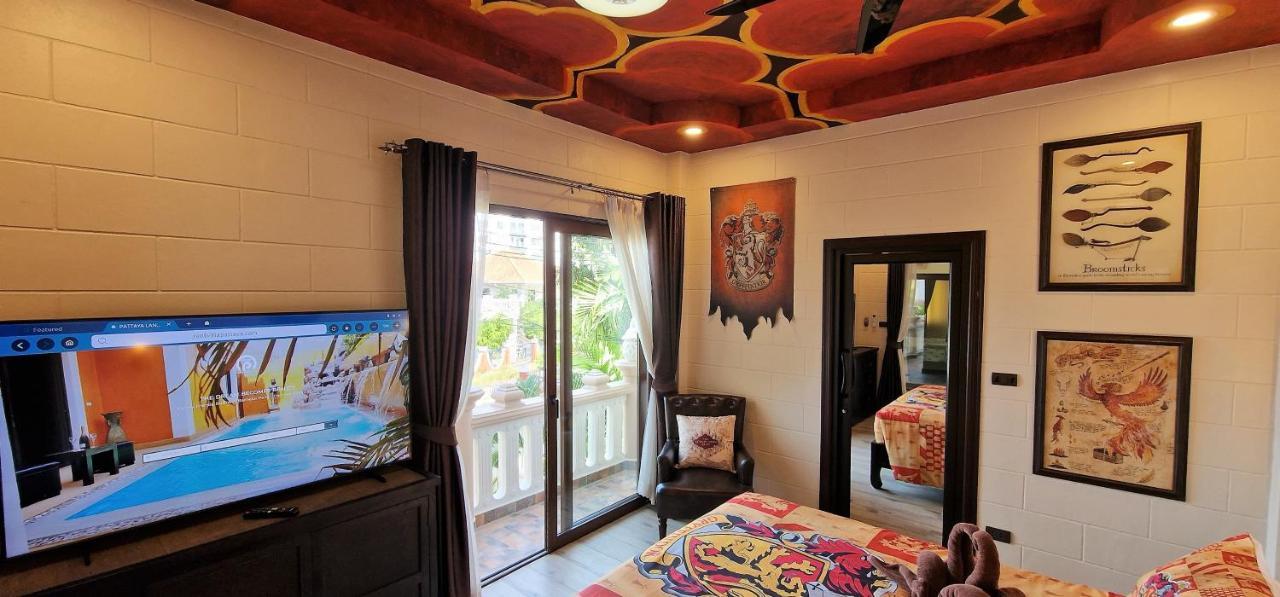 Potterland Luxury Pool Villa Pattaya Walking Street 6 Bedrooms Екстериор снимка