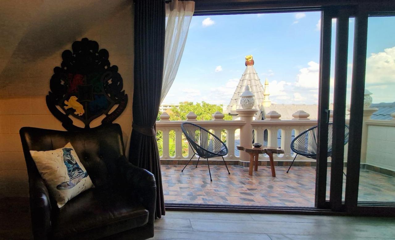 Potterland Luxury Pool Villa Pattaya Walking Street 6 Bedrooms Екстериор снимка